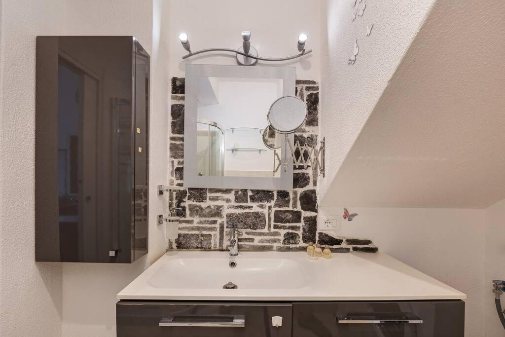 Al 37 Vista Mare E Colline Apartment Finale Ligure Ngoại thất bức ảnh